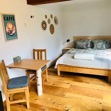 Apartment Mini Am Rebberg *